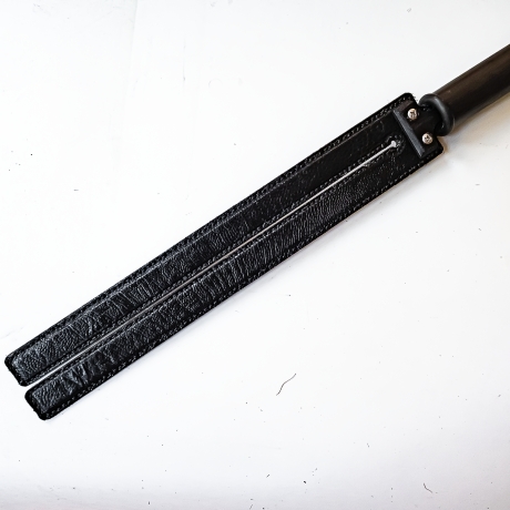 Tawse/Strauss/Schwarz. 51cm/20, aus geschichtetem Leder