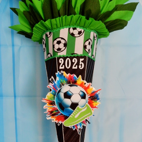 Schultüte Fußball  Zuckertüte 