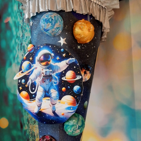 Schultüte Weltraum Zuckertüte Astronaut, Planeten und Sterne