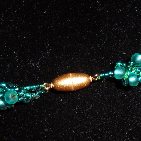 Rocailles-Kette, gehäkelt, 51 cm, handmade, Magnetverschluss 