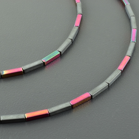 Kette Hämatit Rechtecke minimalistisch grau grün pink Geschenk