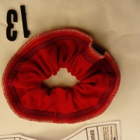 Haargummi Scrunchie Haarschmuck Haarscrunchie aus Stoff verziert