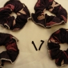 1Haargummi Scrunchie Upcycling Haarscrunchie aus Stoff verziert