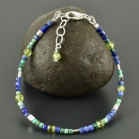 Zartes Würfelarmband, Chrysokoll, Sodalith, Peridot 925er Silber 