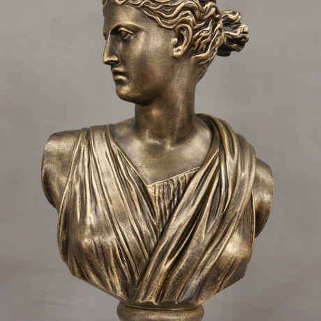 Wunderschöne Büste der Helena. 52 cm.