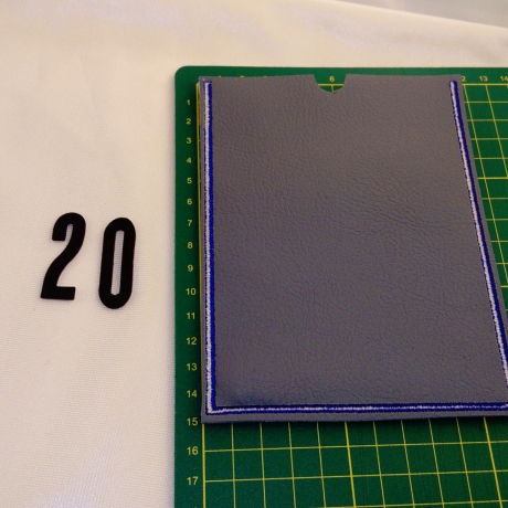 Virus Spritze Impfpasshülle Aufbewahrung  Kunstleder