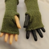 Handstulpe gestrickt / gehäkelt - Handschuh fingerlos Khaki