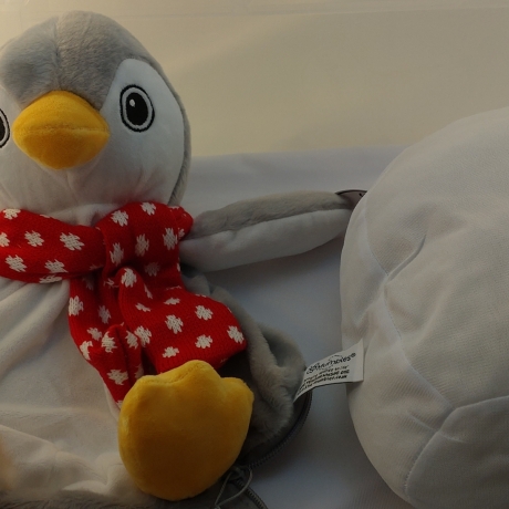 Kuscheltier Penguin 38 cm Bestickung mit Wunschtext