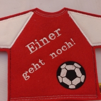 Flaschen Shirt Fußball  rot Einer geht noch für 0,33l Flaschen 