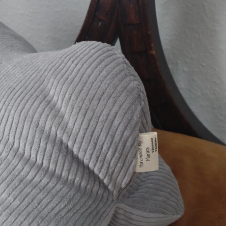 Cord Nr. 1  Leseknochen Nackenrolle mit Henkel Handmade Unikate 