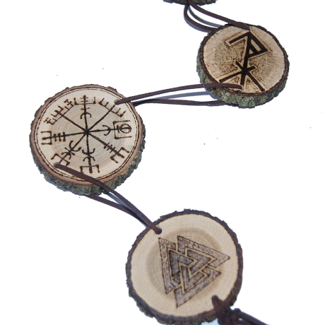 Wandbaumler Runen Wikinger Mittelalter Mystik Brandmalerei 