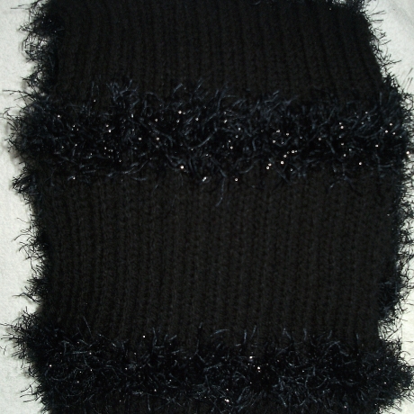 Strickschal★in schwarz mit Effektstreifen★handgestrickt