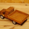 Deko-Lastwagen aus Holz, kastanie