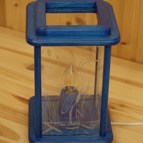 Tischlampe aus Holz, elektrisch, Laterne, blau, handgraviert
