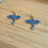 Emaillierte Drachen Ohrringe – Fantasy Schmuck in Blau & Gold