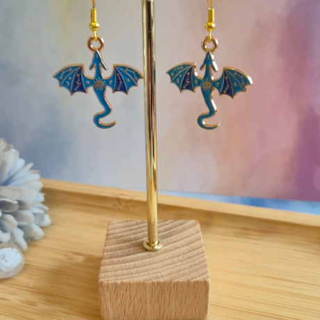 Emaillierte Drachen Ohrringe – Fantasy Schmuck in Blau & Gold