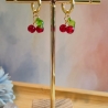 Hoop Creolen mit süßen Kirschen – verspielter Handmade Schmuck 