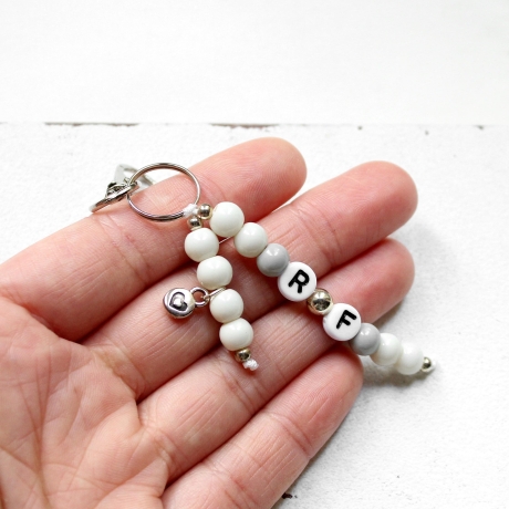 personalisierter Schlüsselanhänger • Perlen | Farbwahl