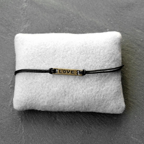 Love • Armband Leder | Farbwahl | Armschmuck | Geschenkidee