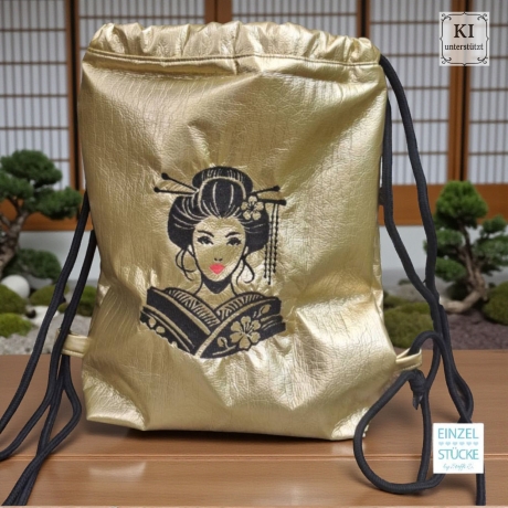 E0010 – Geisha inkl. ITH Dateien - ab 13x18 Rahmen 