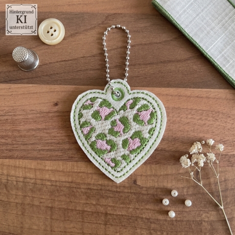 E0037 - Stickdateien Leo Mutterpass - 14 Motive ab 10x10 cm 