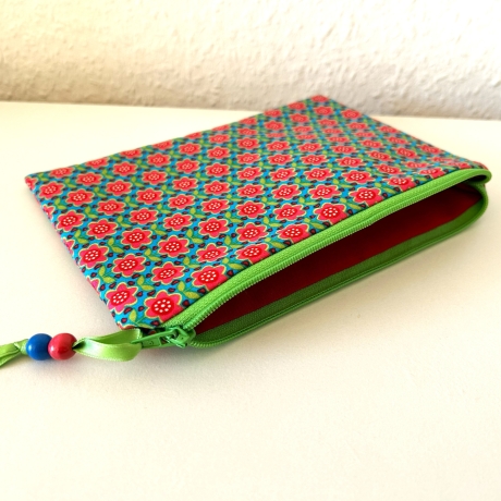 Schminktäschchen Etui Blumen rot grün 19,5x14 cm