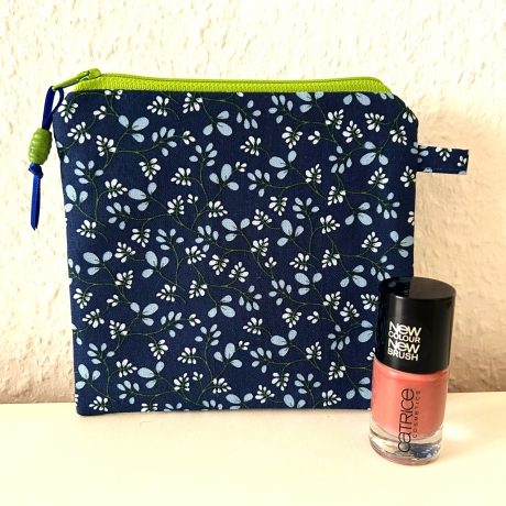 Kleines Schminktäschchen blau grün Blümchen