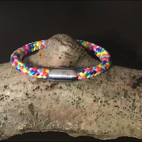 Buntes Segelseilarmband mit Edelstahlmagnetverschluß