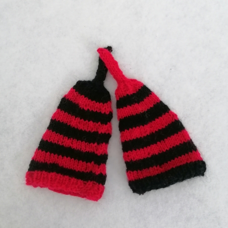 Gestrickte Eierwärmer im 2er Set Zipfelmützen aus Sockenwolle