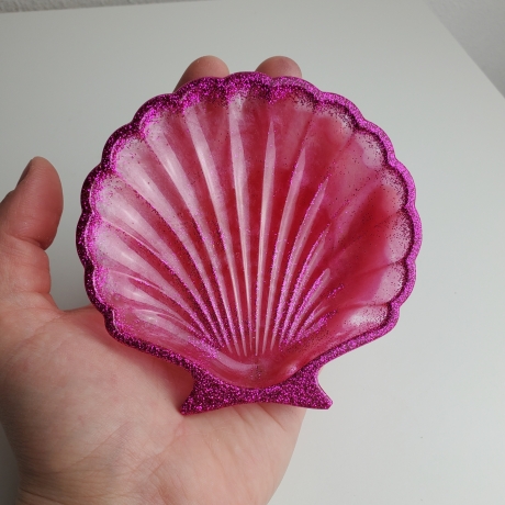 Muschelschale aus Epoxidharz