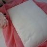 Träum-schön Puppen-Bettwäsche. Dreiteilig, schafwollgefüllt