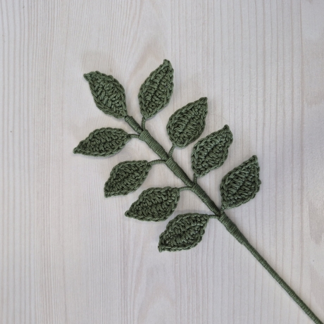 Blätterzweig - dunkelgrün (Häkelblume)