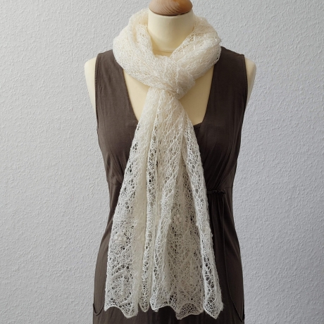 Brautstola, Lace-Stola, Merinowolle mit Seide, Handgestrickt