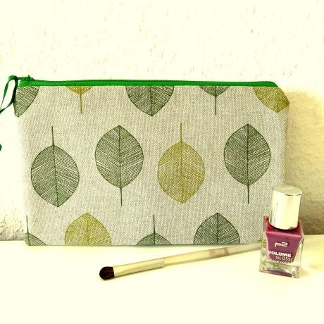 Schminktäschchen Slipeinlagentasche Stiftetasche Blätter