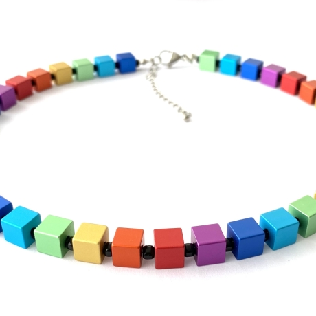 Kette Aluminium Würfel Regenbogenfarben