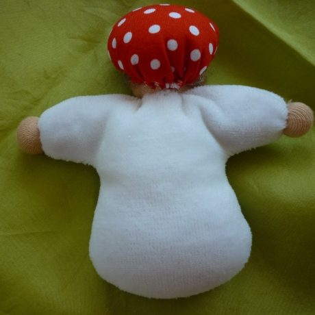 Fliegenpilzpüppchen klein