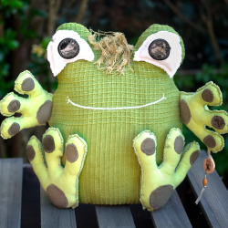 UPCYCLING Türstopper Frosch mit Trageschlaufe