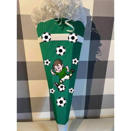 Schultüte Fußballspieler grün mit weiß