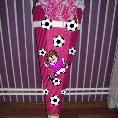 Schultüte Fußballspieler pink mit weiß