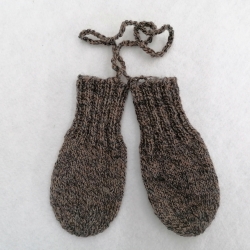 Baby Fäustlinge, Handschuhe 4-9 Monate aus Sockenwolle gestrickt