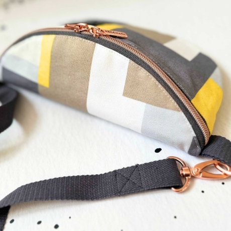 UNIKAT / Crossbag/ HipBag /Crossbody /Bauchtasche /Feiertasche