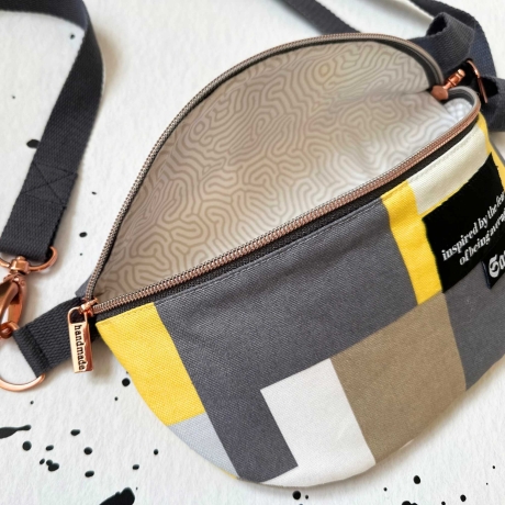 UNIKAT / Crossbag/ HipBag /Crossbody /Bauchtasche /Feiertasche