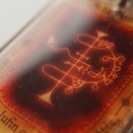 Macht der alten Siegel - handgefertigtes Asmodeus-Amulett Orange