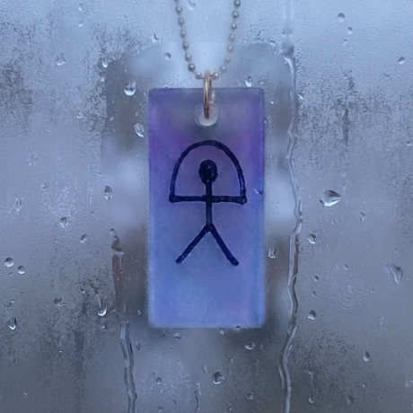 Zuversicht, die im Dunkeln leuchtet – Indalo-Amulett, handmade