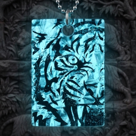 Tiger-Amulett Rot Silber – Kraft-Symbol m. Bergkristall handmade