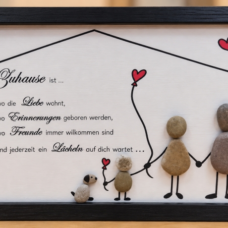 Familienbild aus Steinen mit Kindern & Haustieren – handgemacht