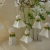 1 Glockenblumenhänger weiß, Blumenkind aus Wollfilz