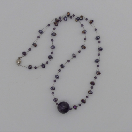 Halskette violett, Glasschliffperlen + Amethyst, 65 cm, Schmuck