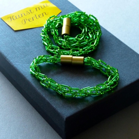 Glasperlenschmuckset gehäkelt, grün, 42+20 cm, Kette+Armband