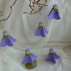 Glockenblumenhänger flieder, Blumenkind Wollfilz